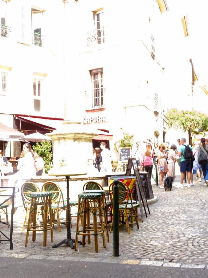 Augustins Fountain Studio Cosy Aix Centre Historique A 3 Minutes De Cours Mirabeau -Wifi-Smart Tv-Rue Calme エクス＝アン＝プロヴァンス エクステリア 写真